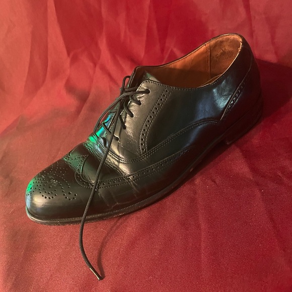 Black Wingtips - Picture 4 of 12